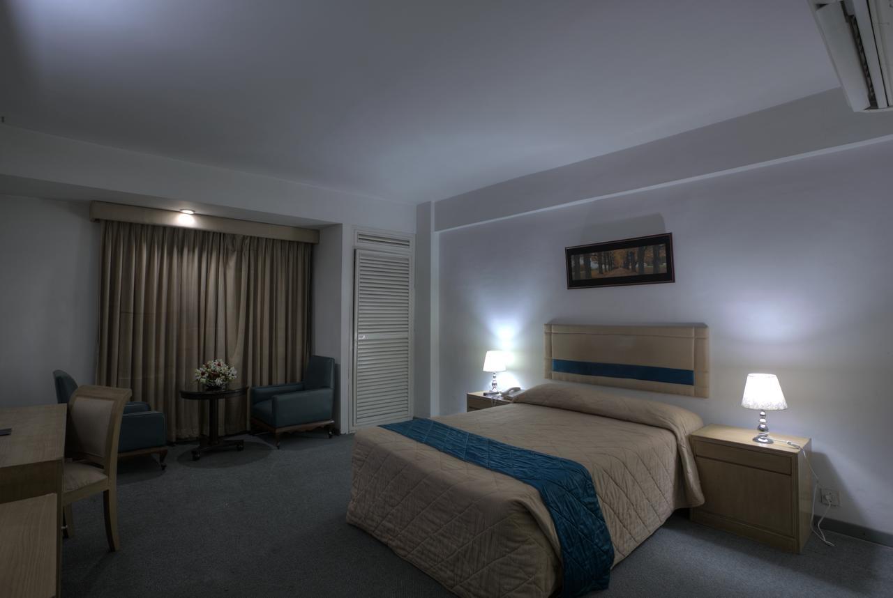 Hotel Purbani International Ltd. ダッカ エクステリア 写真